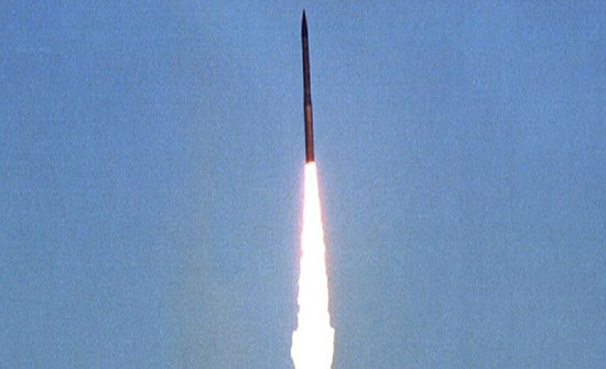 الجيش الأمريكي يطلق صاروخ Minuteman 3 الباليستي العابر للقارات الجيش الأمريكي يطلق صاروخ Minuteman 3 الباليستي العابر للقارات