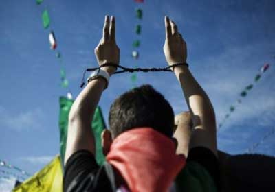 " منظمة التحرير " : نرحب بتحرير الاسرى ونرفض ان يكون ثمنا للعودة الى المفاوضات " منظمة التحرير " : نرحب بتحرير الاسرى ونرفض ان يكون ثمنا للعودة الى المفاوضات