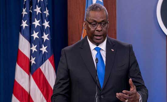 أوستن يبحث مع رئيس الأركان الباكستاني الوضع في أفغانستان