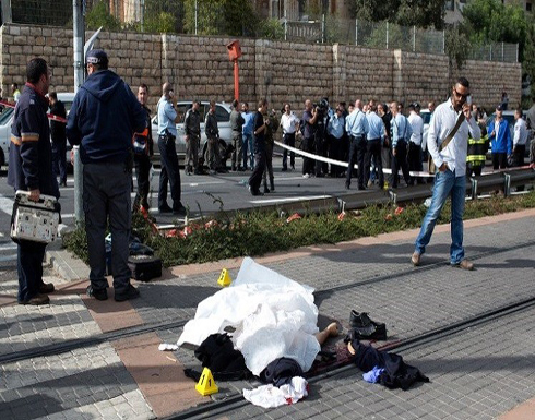 استطلاع: 66% من الفلسطينيين يؤيدون انتفاضة مسلحة استطلاع: 66% من الفلسطينيين يؤيدون انتفاضة مسلحة