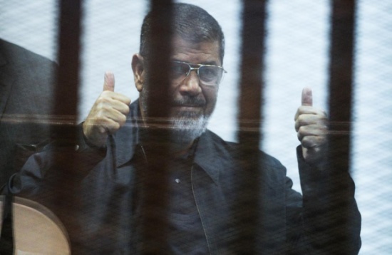 مرسي: لم أقابل محاميّ منذ 4 سنوات وأود التحدث بأمور تمس حياتي