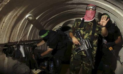 استشهاد ناشط فلسطيني في انهيار نفق وسط قطاع غزة استشهاد ناشط فلسطيني في انهيار نفق وسط قطاع غزة