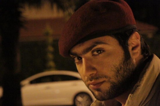 الفنان محمد القاق يفوز بجائزة افضل مطرب صاعد في القاهرة الفنان محمد القاق يفوز بجائزة افضل مطرب صاعد في القاهرة