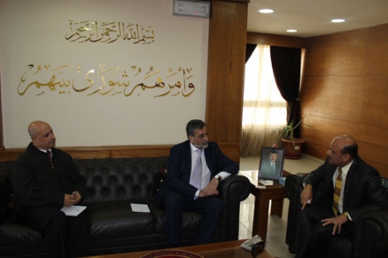 الكلالده يؤكد بأن الإصلاحات ستقود لنظام ديمقراطي قوي الكلالده يؤكد بأن الإصلاحات ستقود لنظام ديمقراطي قوي