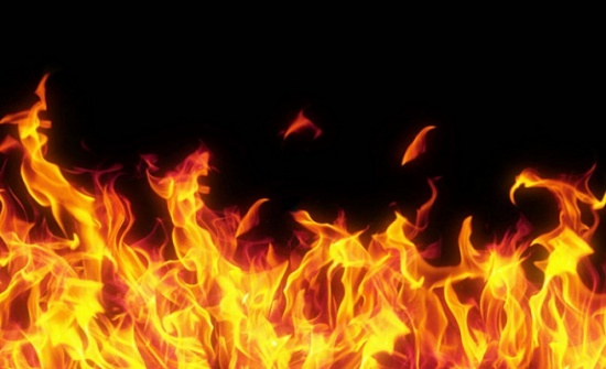 عمان  : احتراق 4 محلات تجارية في القويسمة