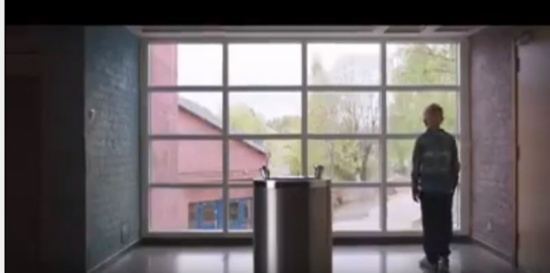 بالفيديو..... إعلان تبرعات في النرويج يشعل «فيس بوك»