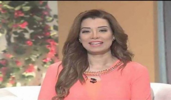 فيديو| مذيعة تتعرض لموقف محرج على الهواء!! فيديو| مذيعة تتعرض لموقف محرج على الهواء!!