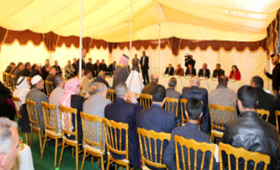 الشواربه : مسارات الباص سريع التردد تشكل حلول مرورية دائمة فضلا عن خدمة المشروع الشواربه : مسارات الباص سريع التردد تشكل حلول مرورية دائمة فضلا عن خدمة المشروع