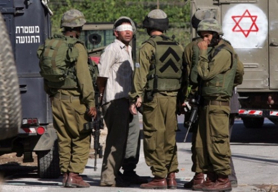 تسجيل اكثر من 90 الف حالة اعتقال لفلسطينيين من قبل الاحتلال تسجيل اكثر من 90 الف حالة اعتقال لفلسطينيين من قبل الاحتلال