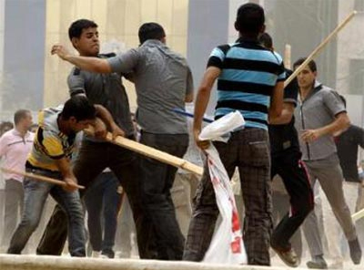 الكرك : مشاجرة جماعية بين مواطنين وعمال وافدين