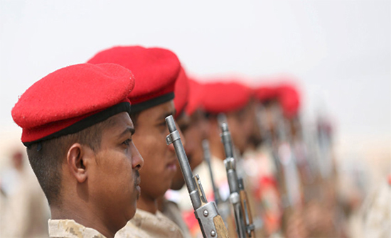 اليمن...إصابة مسؤول أمني بارز في عدن بانفجار قنبلة