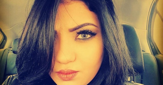 شيرين يحيي تعبر عن عشقها للموسيقى بتاتو الحنة.. فيديو شيرين يحيي تعبر عن عشقها للموسيقى بتاتو الحنة.. فيديو