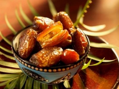 منافع التمر لا تحصى ... تناوله على الدوام