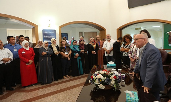 وزير الأشغال: نفخر ونعتز بمستوى أداء دائرة العطاءات الحكومية