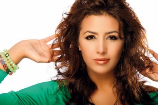لماذا أعادت جنّات فتح ألبومها من جديد؟