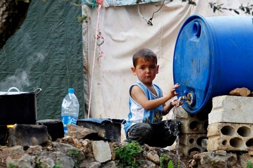 وفاة طفل سوري حرقاً في مخيم للاجئين جنوب لبنان