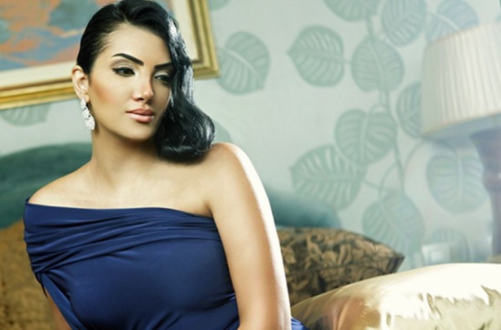 هل خضعت حورية فرغلي لعملية تجميل فاشلة؟ هل خضعت حورية فرغلي لعملية تجميل فاشلة؟