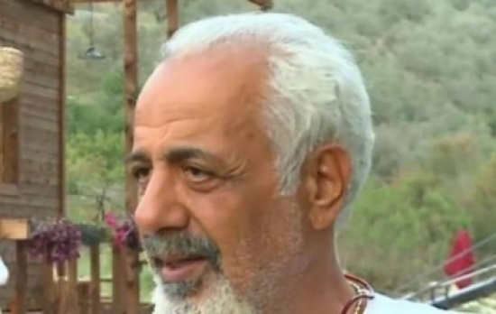 ما سبب سفر نجوم الدراما السورية إلى الجزائر؟ ما سبب سفر نجوم الدراما السورية إلى الجزائر؟