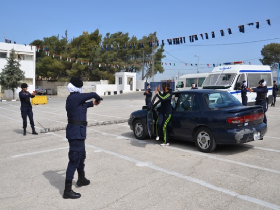 تخريج دورة المهارات للشرطة النسائية ( صور )