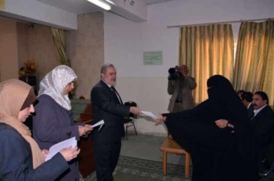 وزير الاوقاف يرعى احتفال تكريم حافظات القرآن الكريم
