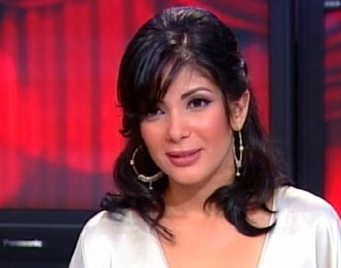 منى زكي تنجب طفلها الثاني بأميركا منى زكي تنجب طفلها الثاني بأميركا