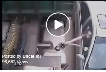 بالفيديو.. سائق يسرق البنزين من خزان شاحنة بخدعة بسيطة