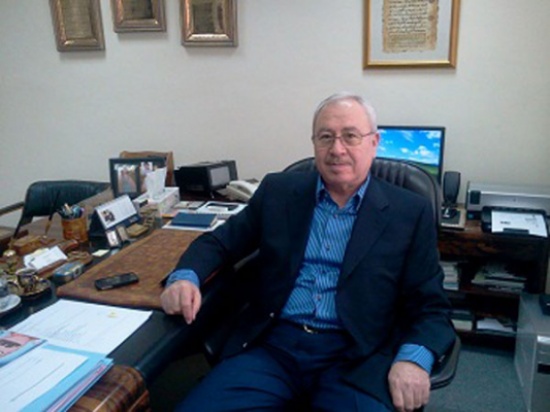 وثائق : أبو الراغب صرف مليون دينار لرئاسة الوزراء من أموال التعويضات وثائق : أبو الراغب صرف مليون دينار لرئاسة الوزراء من أموال التعويضات