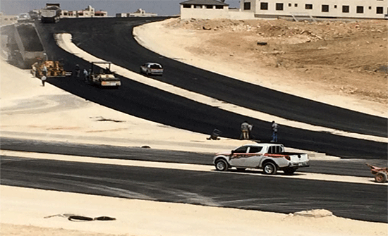 الامانة: 30 ورشة تعمل ايام الجمع والعطل الرسمية لمعالجة الطرق الامانة: 30 ورشة تعمل ايام الجمع والعطل الرسمية لمعالجة الطرق