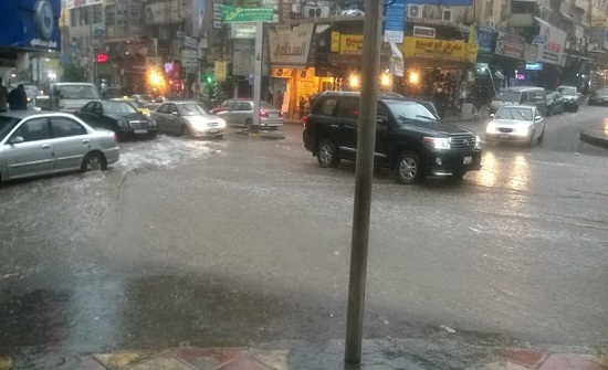 السميران :لا حوادث تذكر في محافظة الزرقاء جراء المنخفض الجوي السميران :لا حوادث تذكر في محافظة الزرقاء جراء المنخفض الجوي