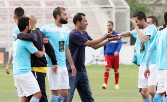 لاعبو الفيصلي يتسلمون مبلغ 20 ألف دينار ! لاعبو الفيصلي يتسلمون مبلغ 20 ألف دينار !