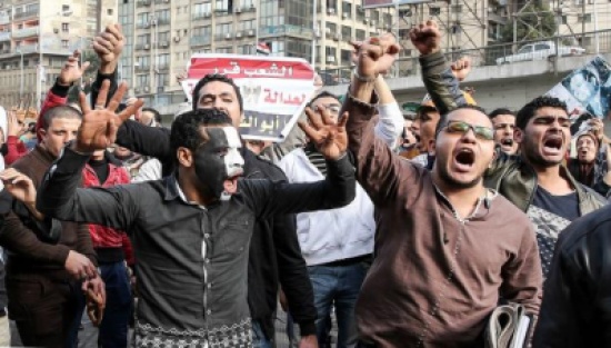 السيسي يستبق ذكرى الثورة : تشكيلات أمنية و"عفو" وتظاهرات مضادة السيسي يستبق ذكرى الثورة : تشكيلات أمنية و"عفو" وتظاهرات مضادة