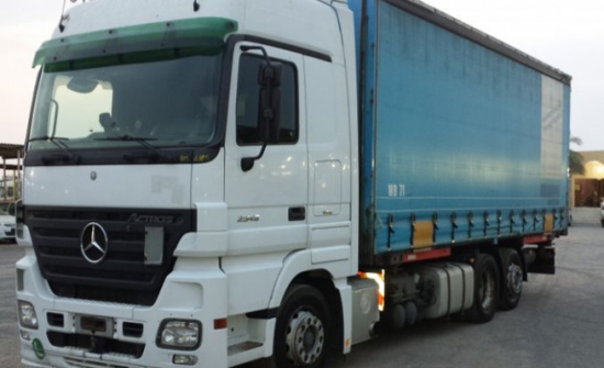 شكاوى في معان من ظاهرة مبيت الشاحنات في الأحياء شكاوى في معان من ظاهرة مبيت الشاحنات في الأحياء