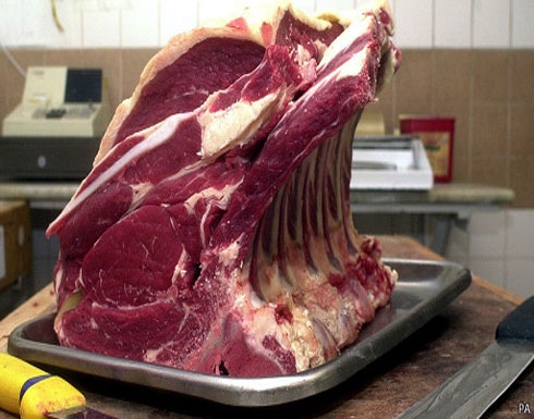 اللحوم الحمراء "مرتبطة" بالإصابة بسرطان الثدي