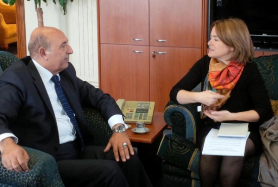 امين عام الخارجية يبحث التحديات في مجال المياه مع مسؤولة