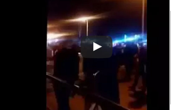 بالفيديو.. تحرش جماعي بفتاة عقب صلاة التراويح