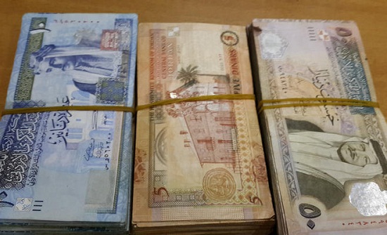 500 دينار لكل عضو مجلس ادارة في شركات تساهم فيها الحكومة 500 دينار لكل عضو مجلس ادارة في شركات تساهم فيها الحكومة