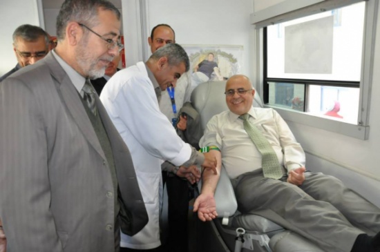 حملة تبرع بالدم في جامعة الزرقاء