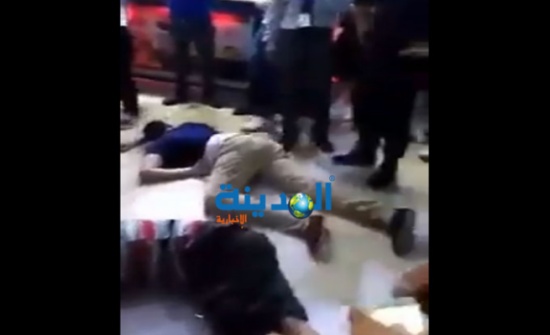 صور | القبض على شابين اعتديا على فتاة داخل مول باربد صور | القبض على شابين اعتديا على فتاة داخل مول باربد