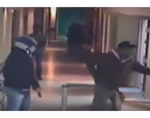 بالفيديو : استشهاد فلسطيني برصاص قوة إسرائيلية خاصة داخل مستشفى في الخليل