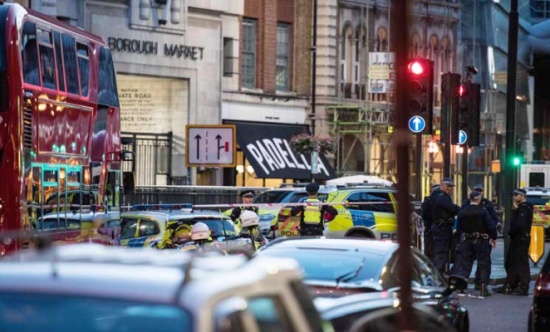 المحافظون يعلقون حملتهم الانتخابية في بريطانيا