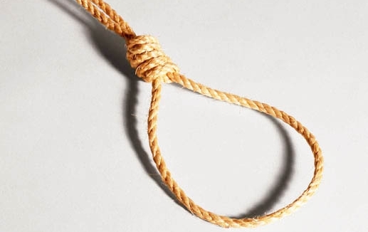 مقتل جندي مصري مشنوقا في المعسكر وزملاؤه يحتجون