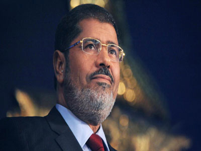 تأجيل محاكمة مرسي بقضيتي “السجون” و”التخابر” إلى 7و9 يوليو تأجيل محاكمة مرسي بقضيتي “السجون” و”التخابر” إلى 7و9 يوليو