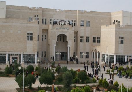 بحث التعاون بين آل البيت ومنتدى حوران للثقافة