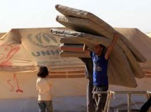 وفد اماراتي يزور مخيم مريجيب الفهود