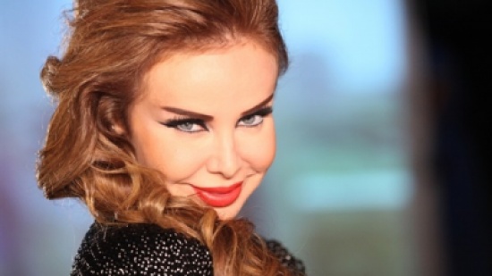 بالفيديو: رولا سعد تقترب من نصف مليون مشاهدة بكليب "كتير بجن عليك"