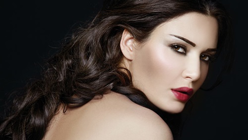 سيرين عبد النور: المرأة شريك في الحياة والقرار والنضال سيرين عبد النور: المرأة شريك في الحياة والقرار والنضال