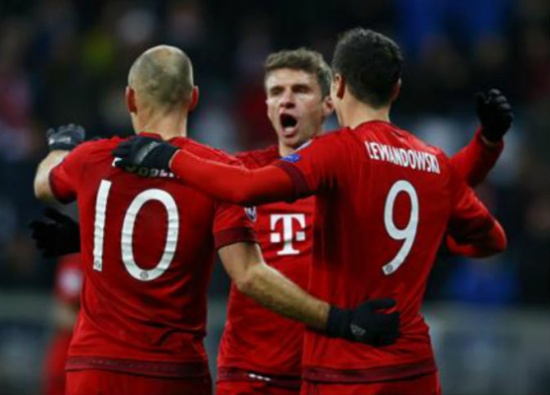 صور وفيديو..بايرن ميونيخ يمطر مرمى أولمبياكوس برباعية ويتأهل