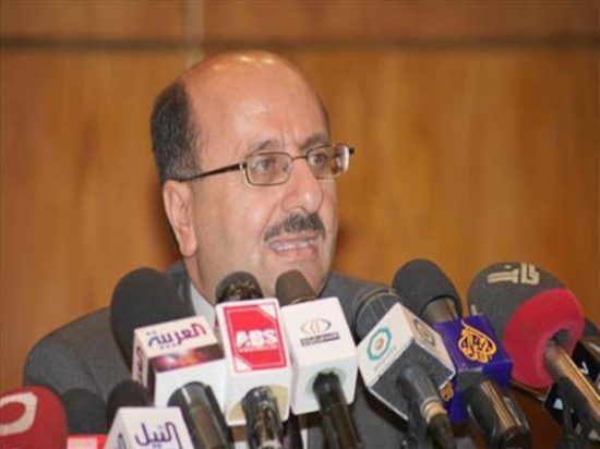 المعايطة: سنتخذ إجراءات مناسبة مع كل ما يستجد مع حدودنا مع سوريا المعايطة: سنتخذ إجراءات مناسبة مع كل ما يستجد مع حدودنا مع سوريا