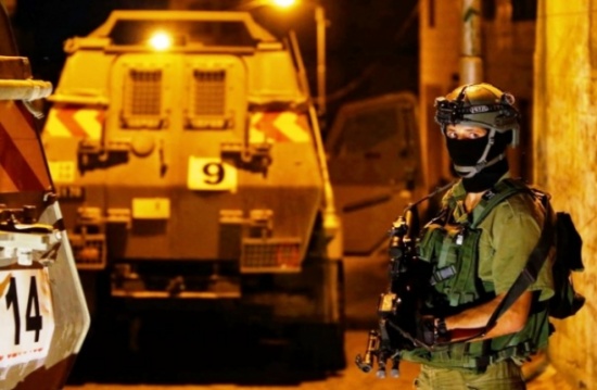 الاحتلال يشن حملة اعتقالات واسعة تطال كوادر حماس بالضفة