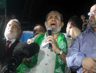 الزهار: الفلسطينيون “متحدون” على خيار المقاومة